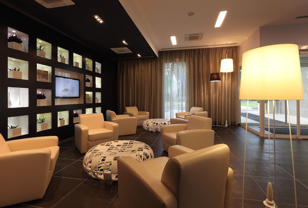 holiday inn milan nord zara by ihg