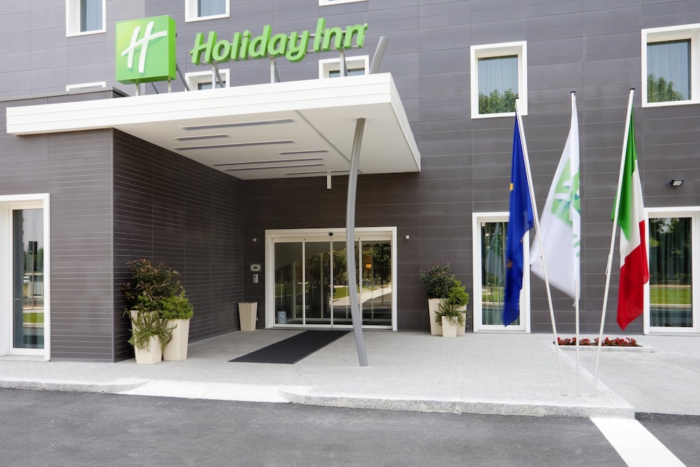 holiday inn milan nord zara by ihg