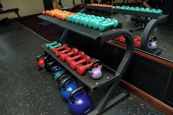 the coconut grill hotels