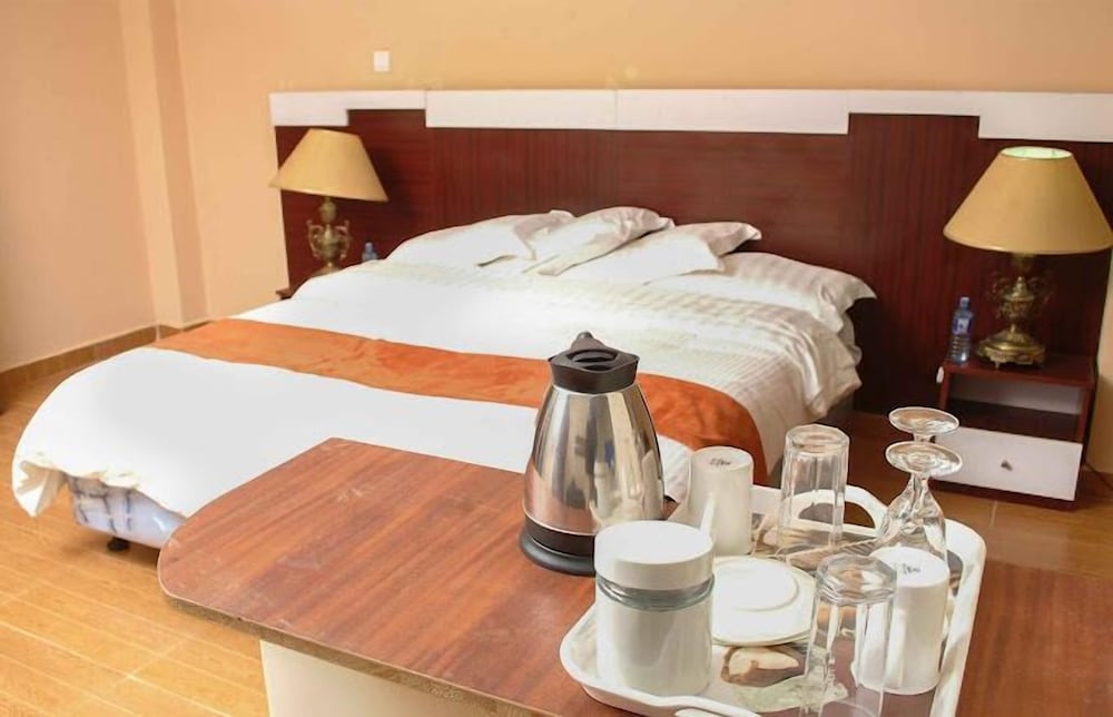 the coconut grill hotels