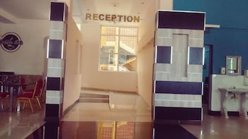 the coconut grill hotels