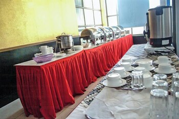 the coconut grill hotels