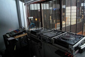 the coconut grill hotels