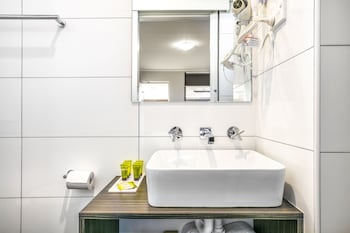 nightcap at jamison hotel