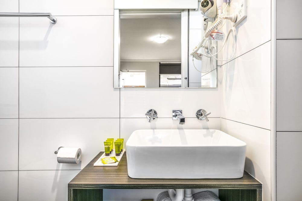 nightcap at jamison hotel