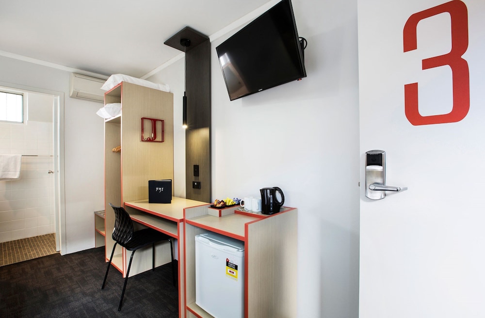 nightcap at jamison hotel