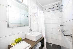 nightcap at jamison hotel