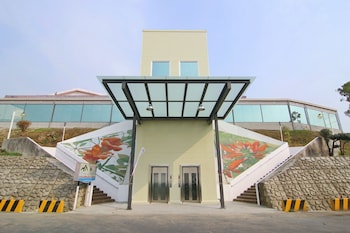 Wusanto Huching Resort Hotel,Guantian>>Tainan,3 star