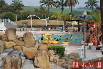 wusanto huching resort hotel