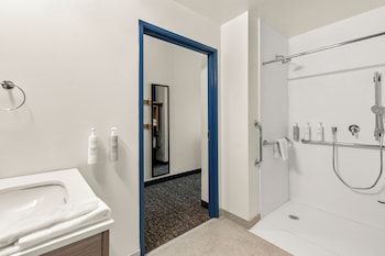 spark by hilton commerce ga