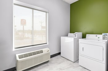 spark by hilton commerce ga