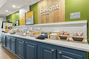 spark by hilton commerce ga