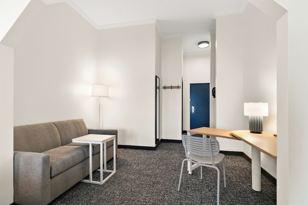 spark by hilton commerce ga