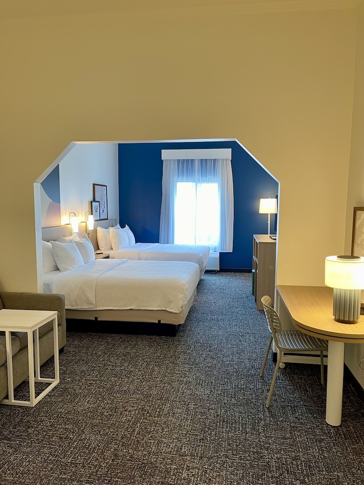 spark by hilton commerce ga