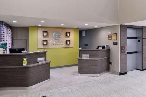 comfort inn and suites frisco plano
