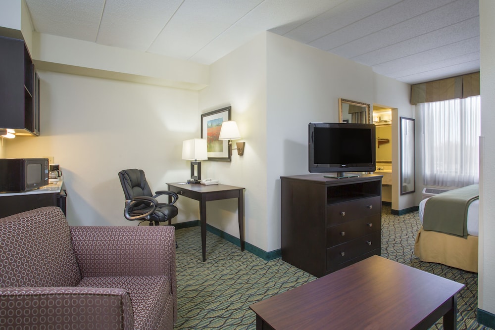 holiday inn express and suites gahanna columbus airport by ihg