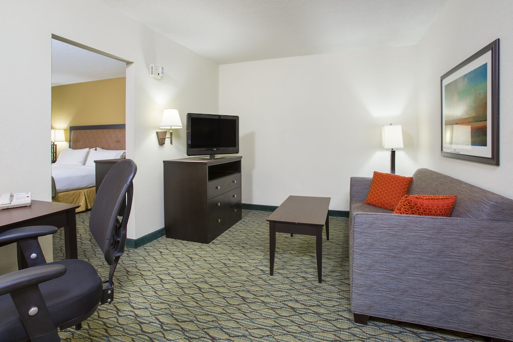 holiday inn express and suites gahanna columbus airport by ihg