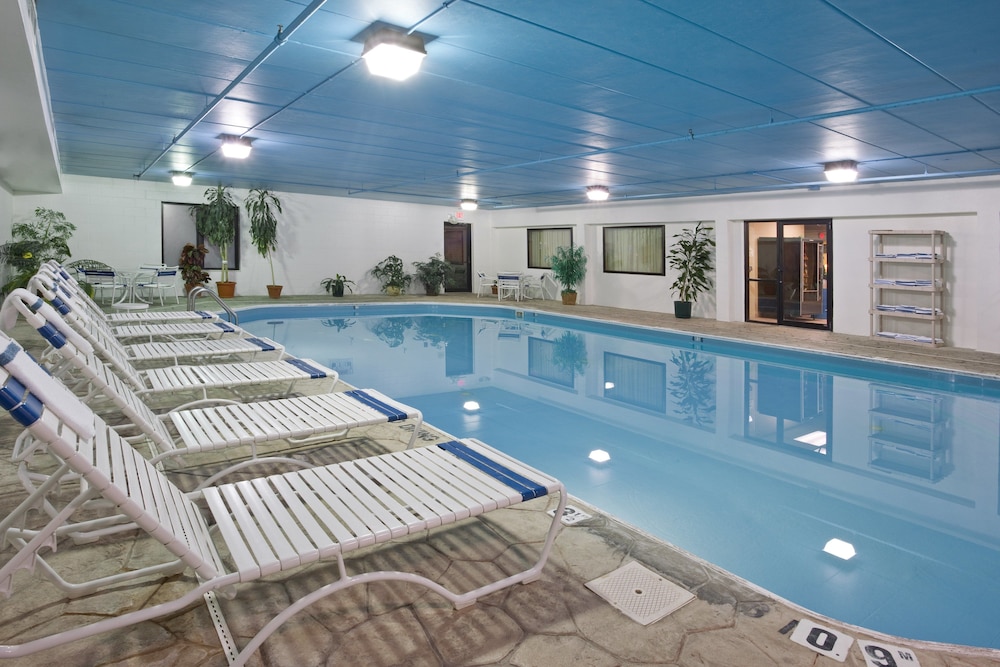 holiday inn express and suites gahanna columbus airport by ihg