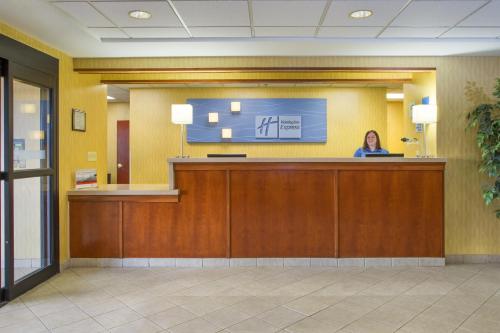 holiday inn express and suites gahanna columbus airport by ihg