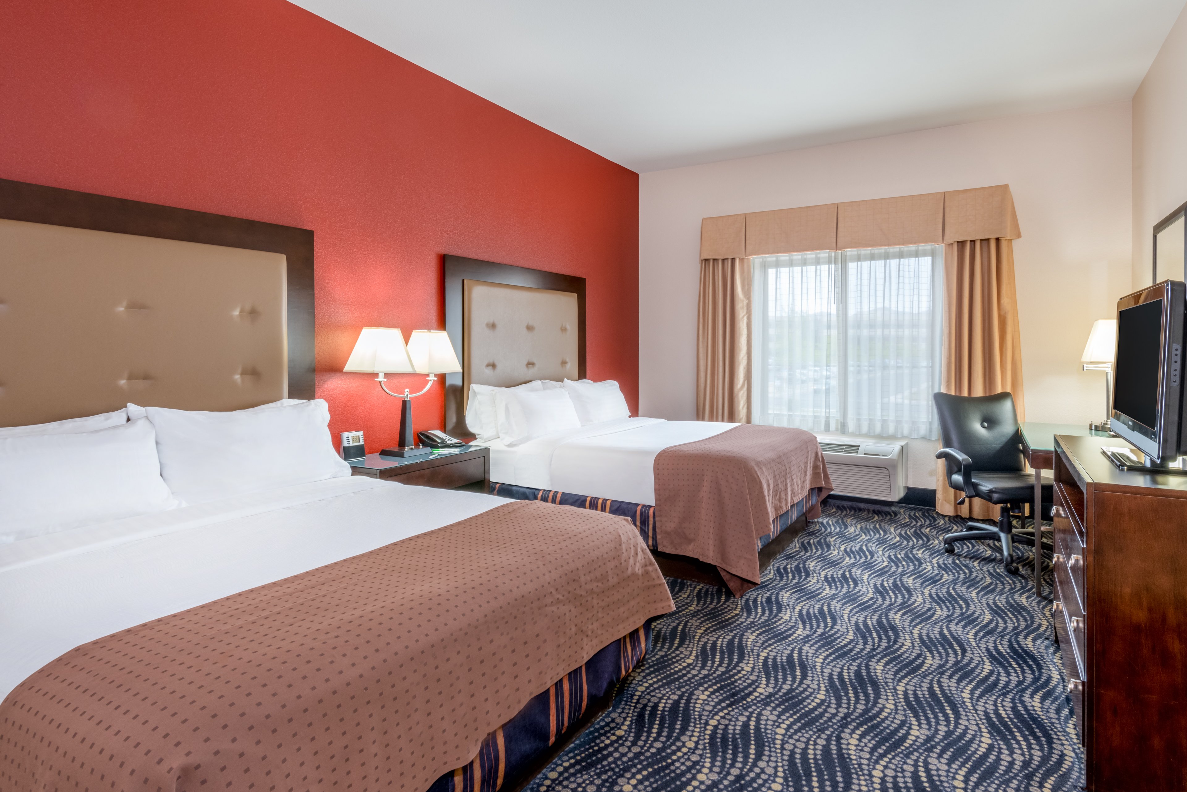 holiday inn and suites grand junction by ihg