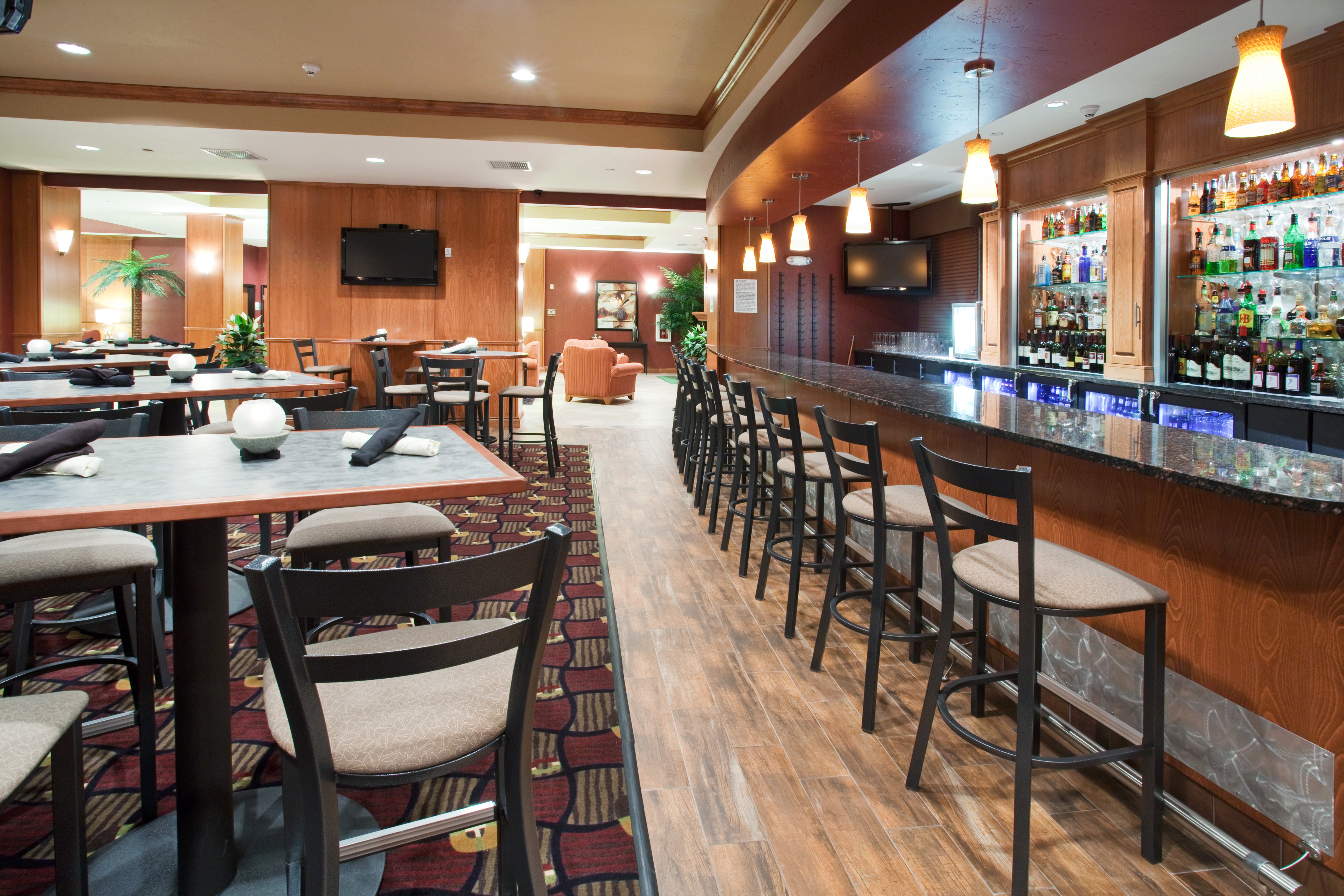 holiday inn and suites grand junction by ihg