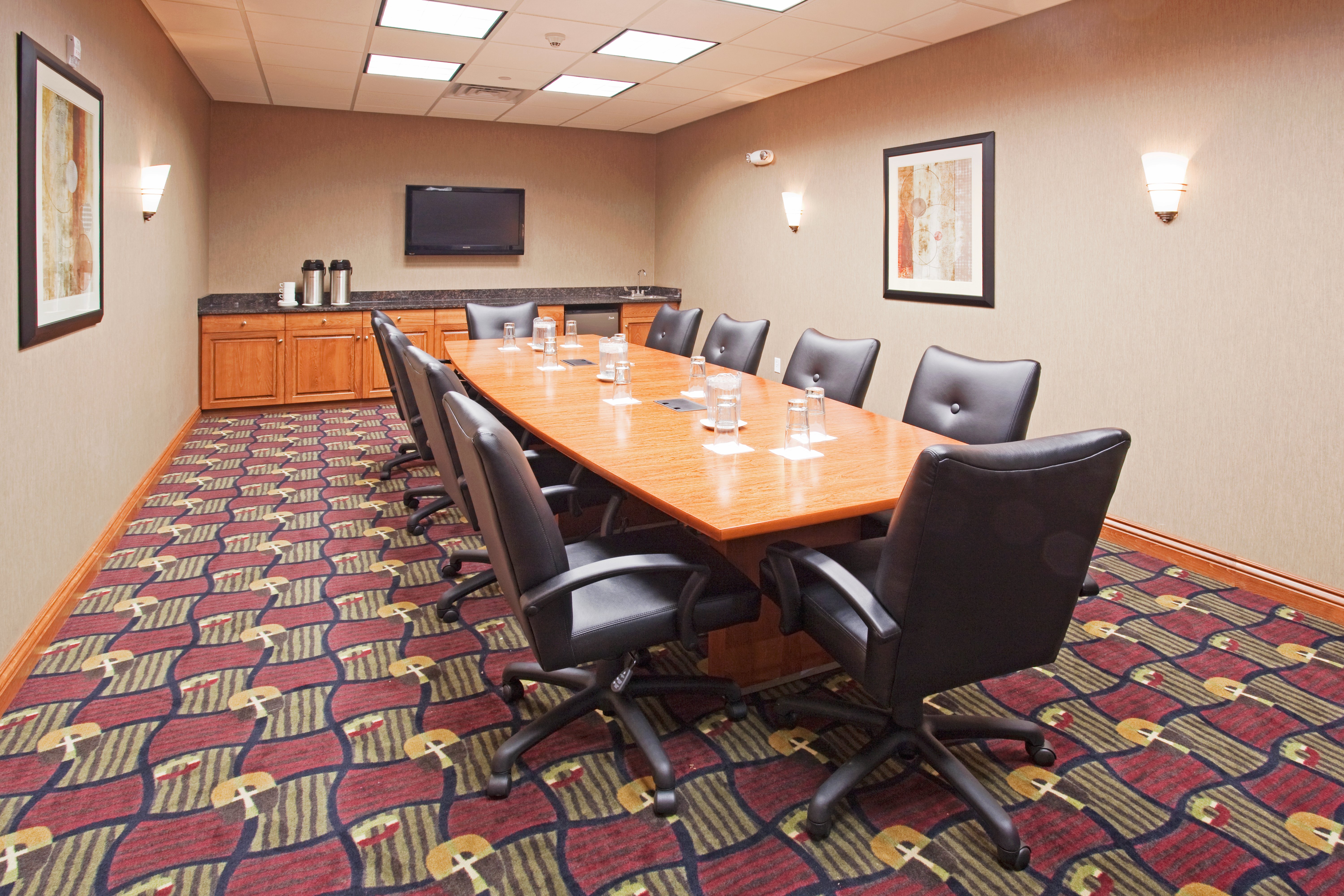 holiday inn and suites grand junction by ihg