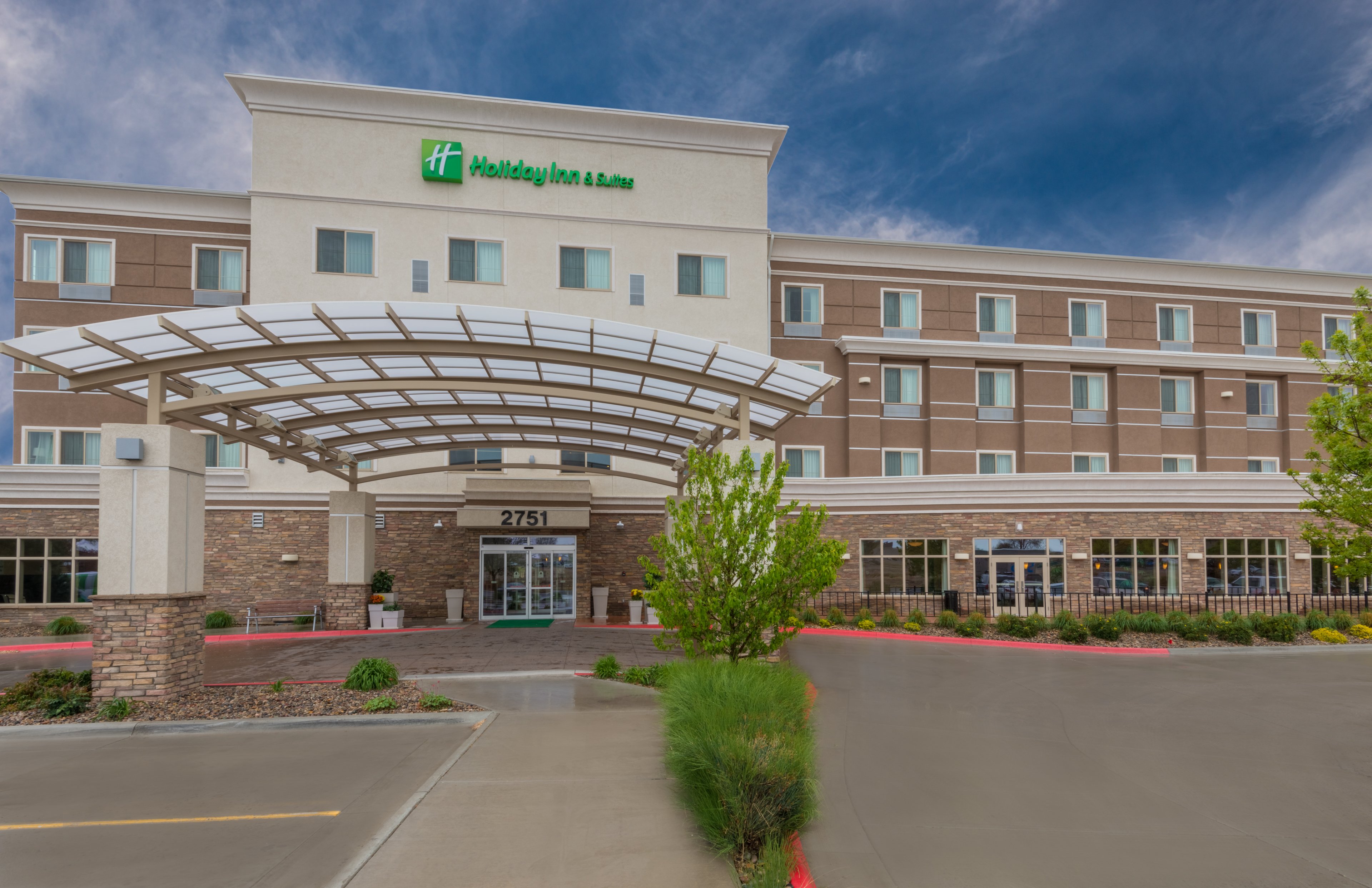 holiday inn and suites grand junction by ihg