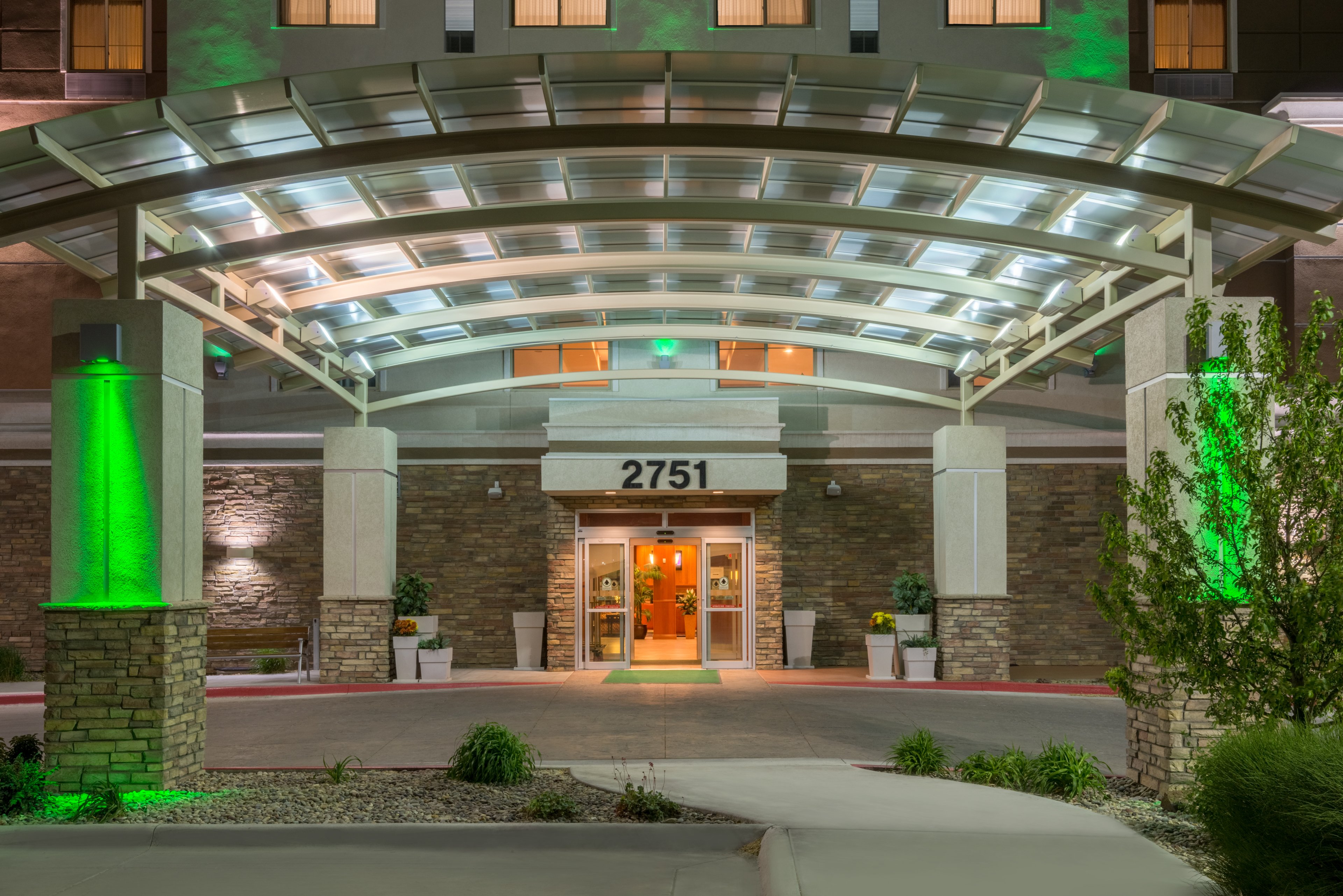 holiday inn and suites grand junction by ihg