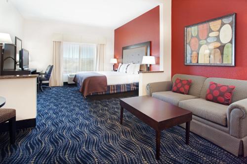 holiday inn and suites grand junction by ihg