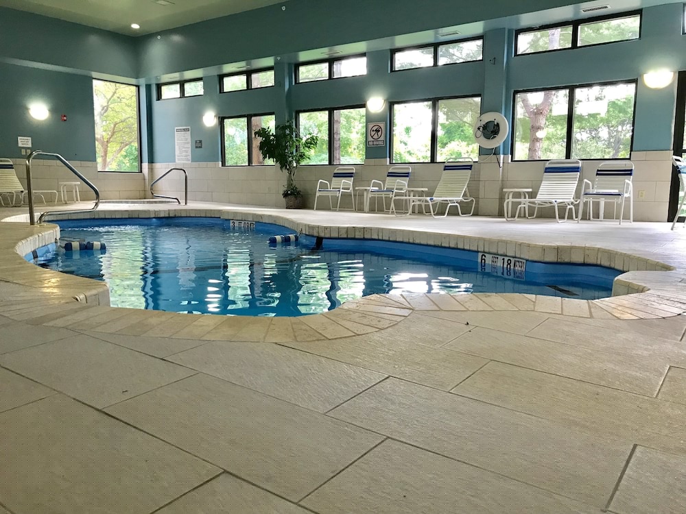 holiday inn express hotel and suites great barrington by ihg