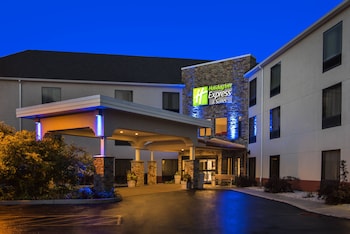 Holiday Inn Express Hotel & Suites Great Barrington By Ihg,Williamstown>>Great Barrington,3 star