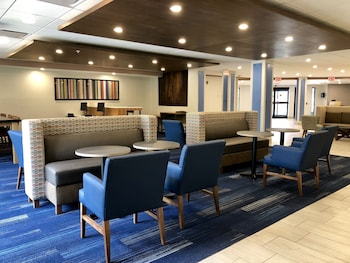 Holiday Inn Express Hotel & Suites Great Barrington By Ihg,Williamstown>>Great Barrington,3 star