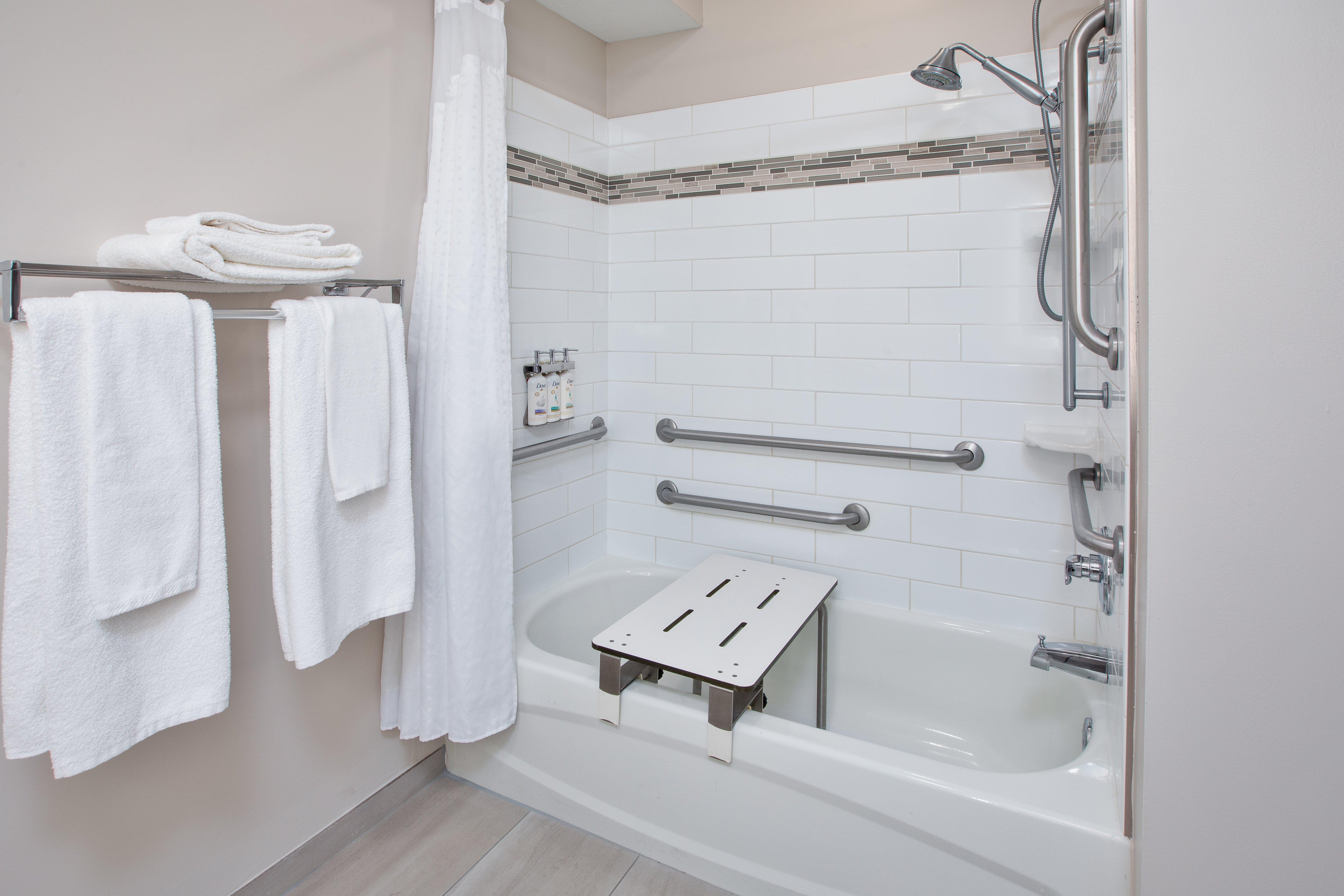 holiday inn express and suites kent state university