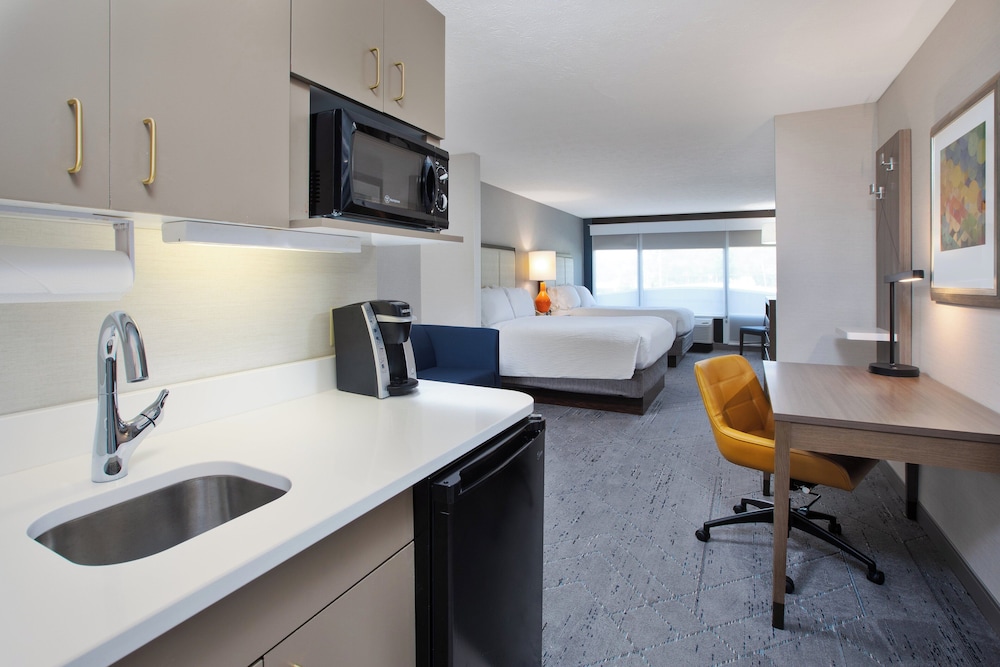 holiday inn express and suites kent state university
