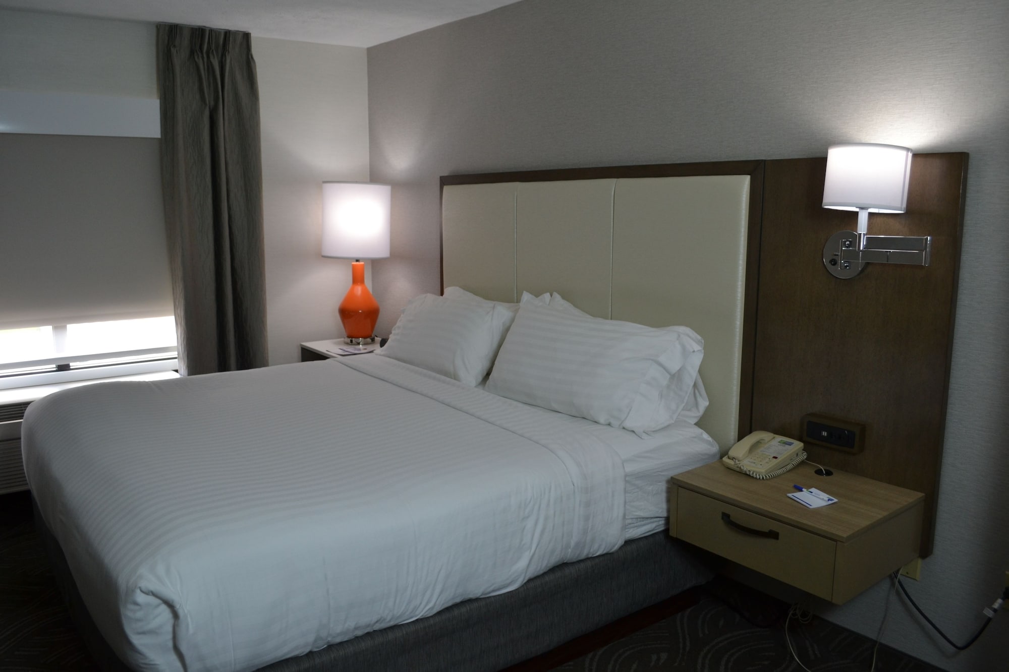 holiday inn express and suites kent state university