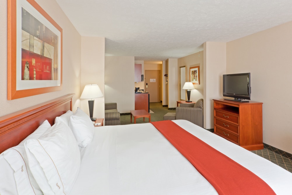holiday inn express and suites kent state university