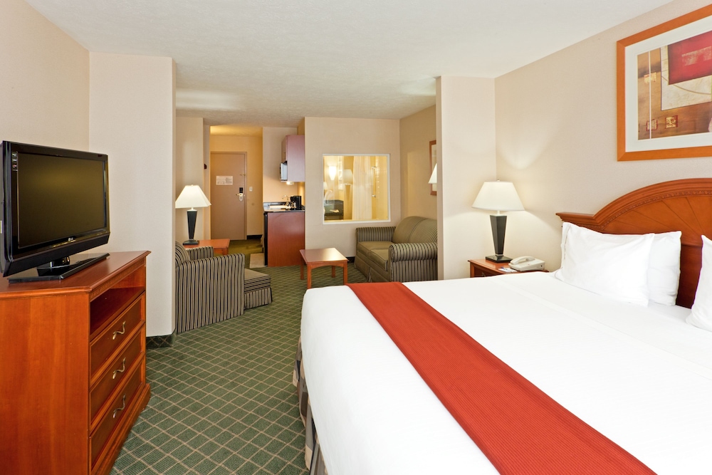 holiday inn express and suites kent state university