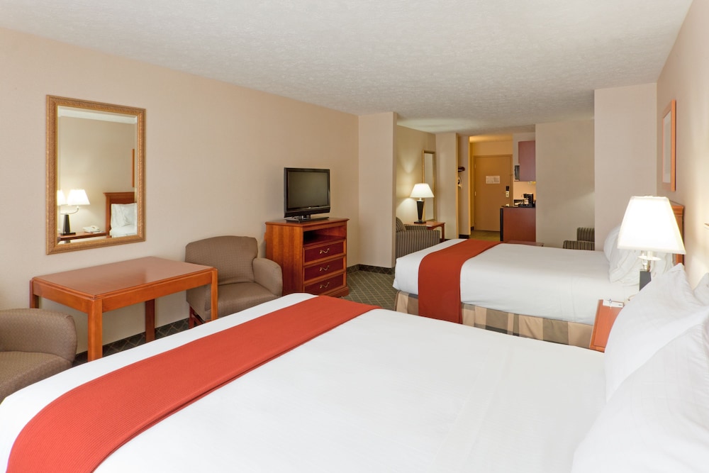holiday inn express and suites kent state university