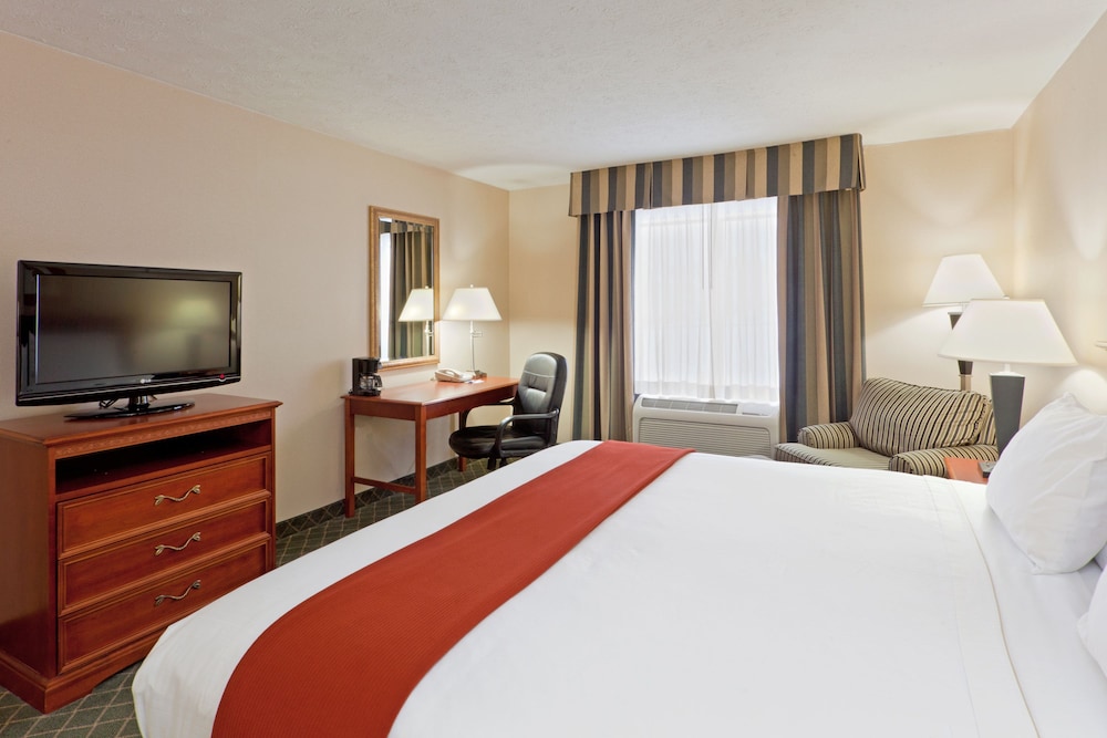 holiday inn express and suites kent state university