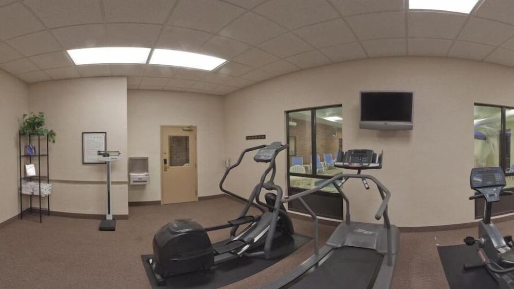 holiday inn express and suites kent state university