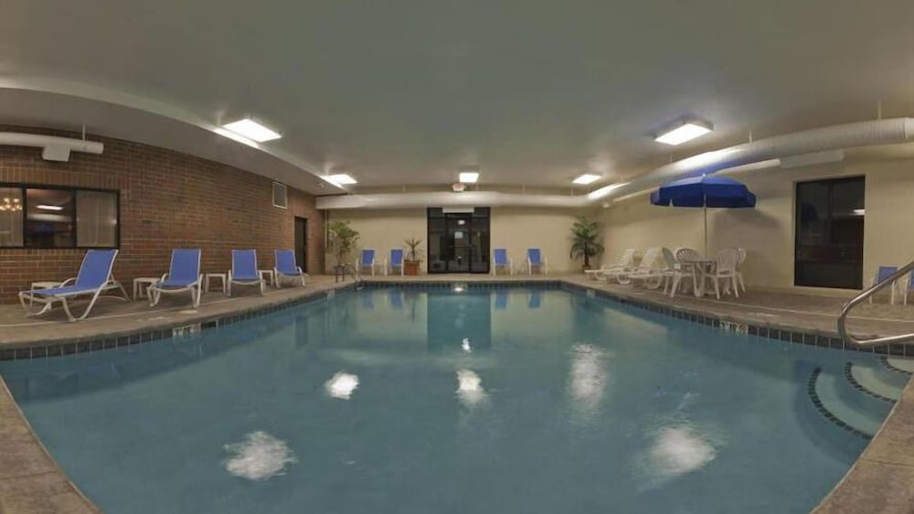 holiday inn express and suites kent state university