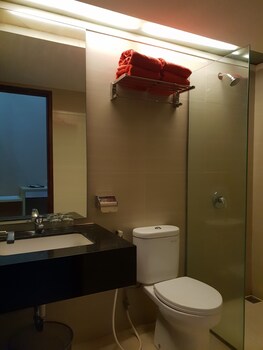 hotel scarlet kebon kawung