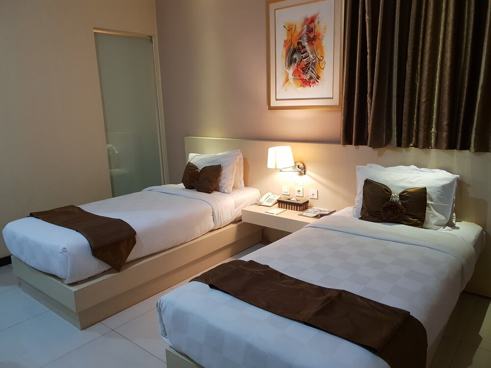 hotel scarlet kebon kawung