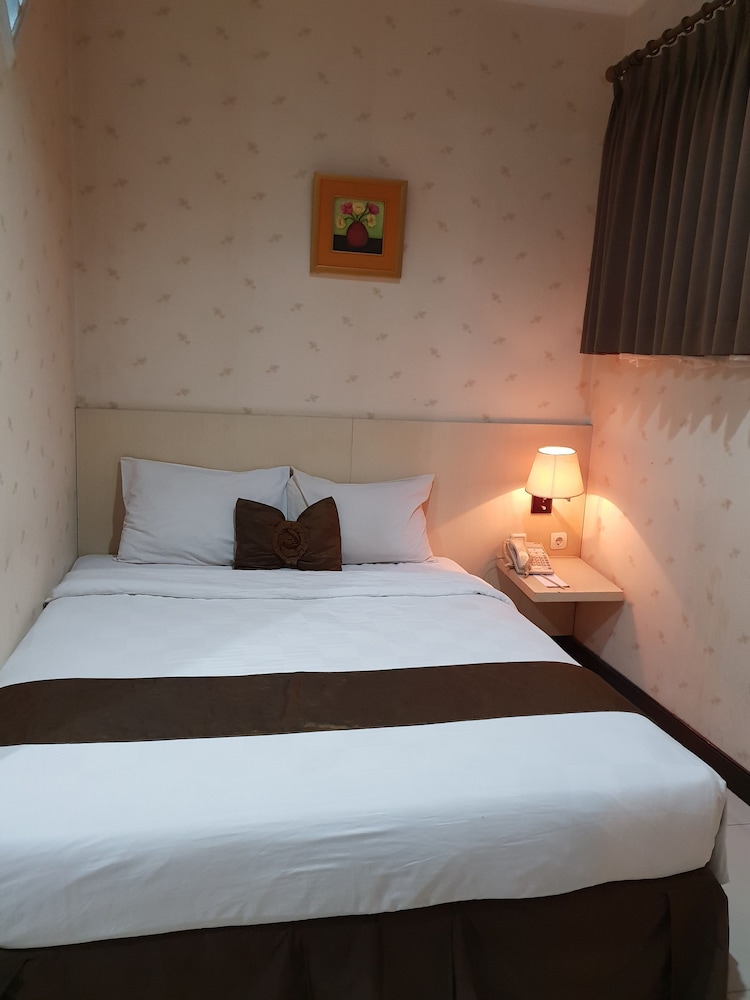 hotel scarlet kebon kawung