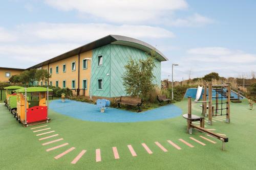 ramada by wyndham cobham