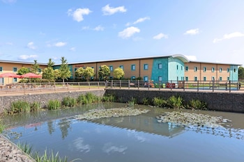ramada by wyndham cobham