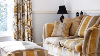 the dower house hotel