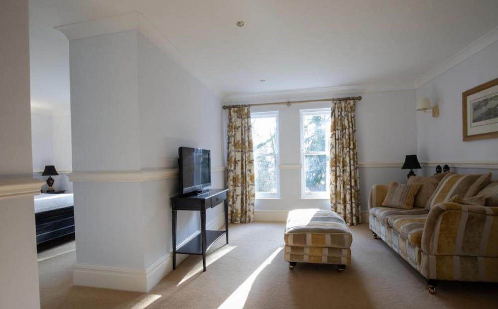 the dower house hotel