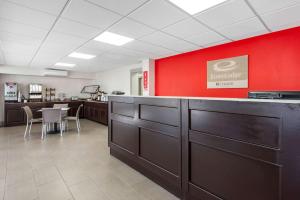 Econo Lodge Airport At Rj Stadium,Tampa>>Jacksonville,2 star