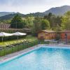 hotel iris